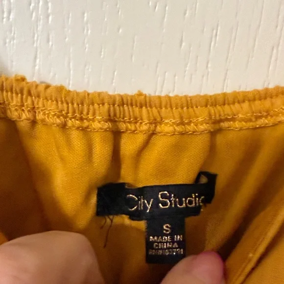 Yellow Sleeveless Dress with Bow Straps - Picture 10 of 12